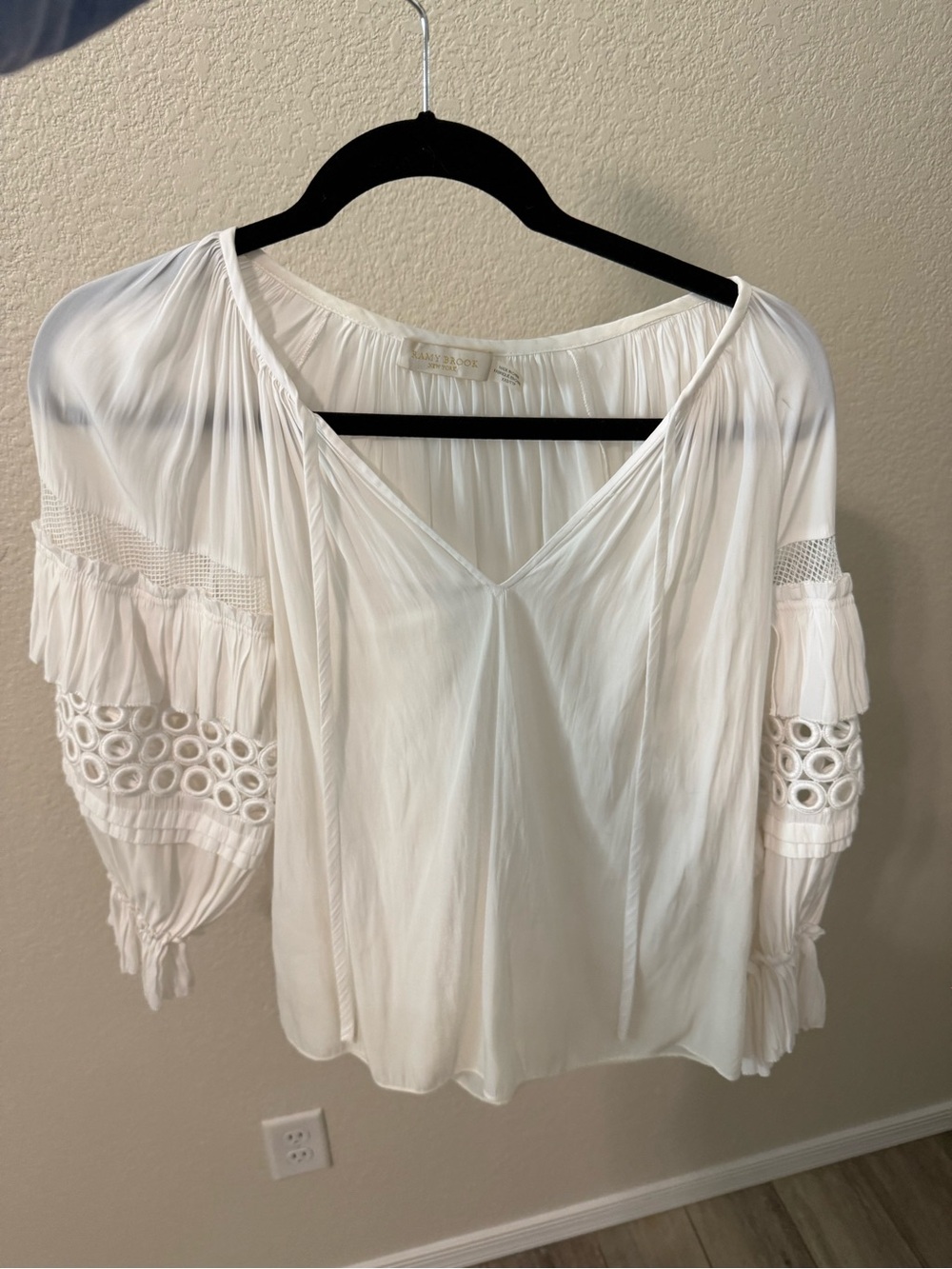 🤍Ramy Brook White Blouse - Size xxs 🤍